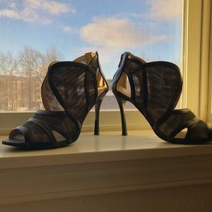 Nine West Mesh Heels w/zipper.